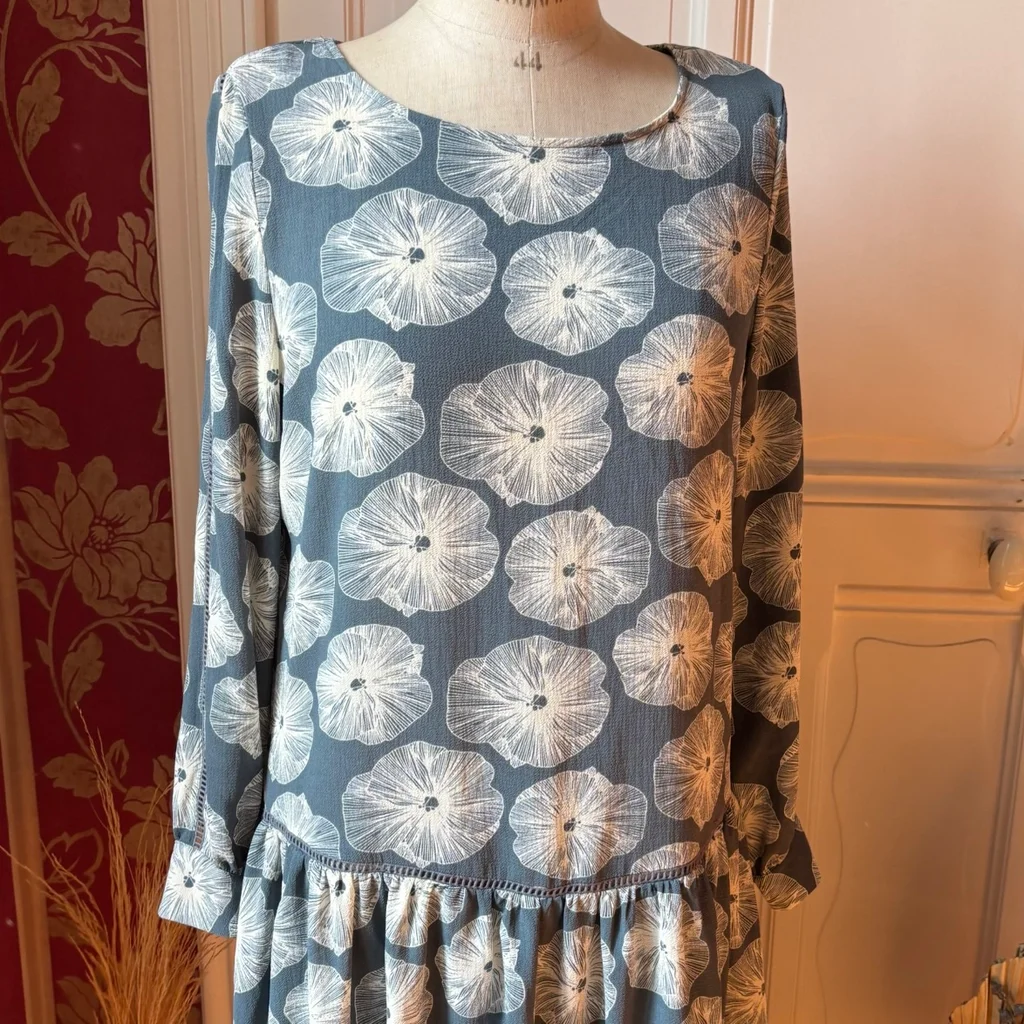 Superbe Robe Mademoiselle R neuve avec étiquette - Taille 42 - Imprimé fleurs
